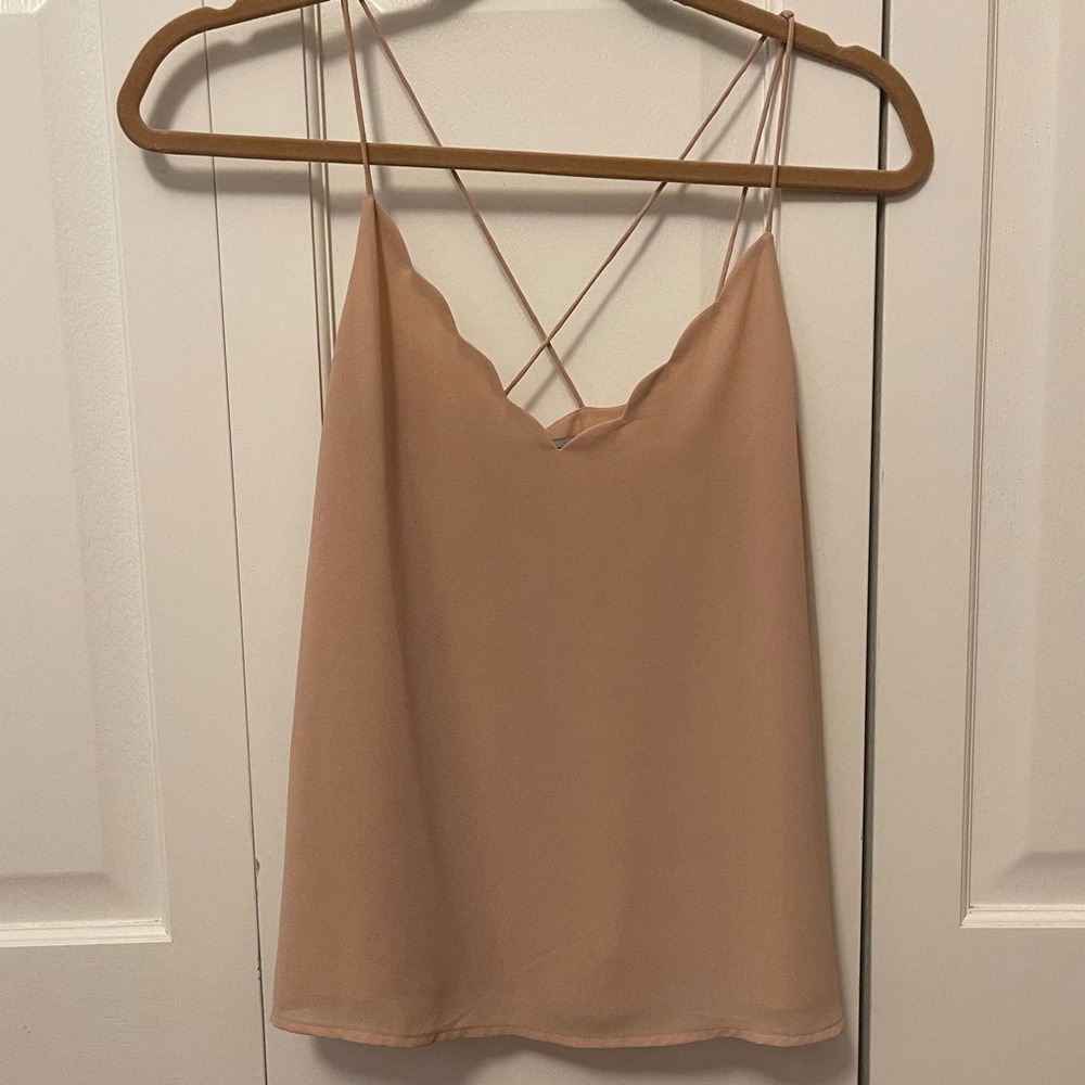 Tan, nude scalloped tank